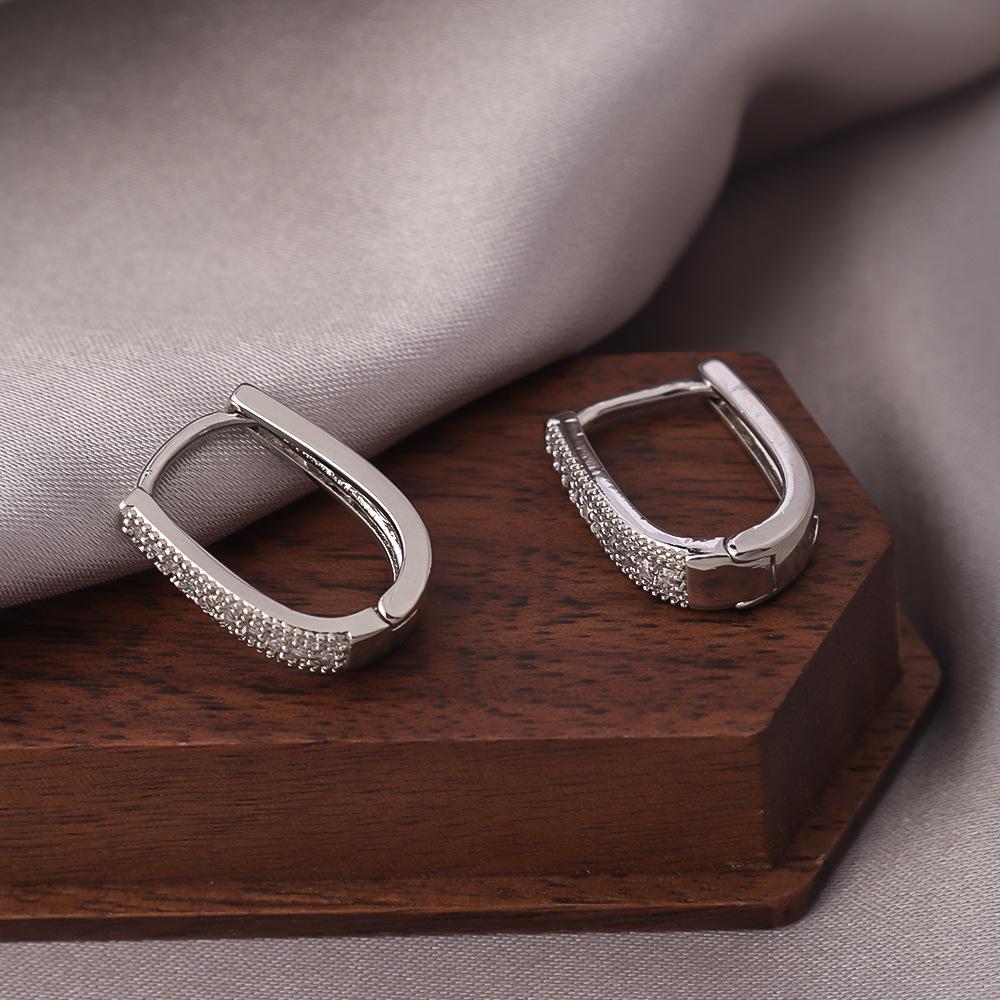 

Серьги с бриллиантами FEEHOW: Роскошные каффы и серьги-кольца - Простая, высококлассная мода.