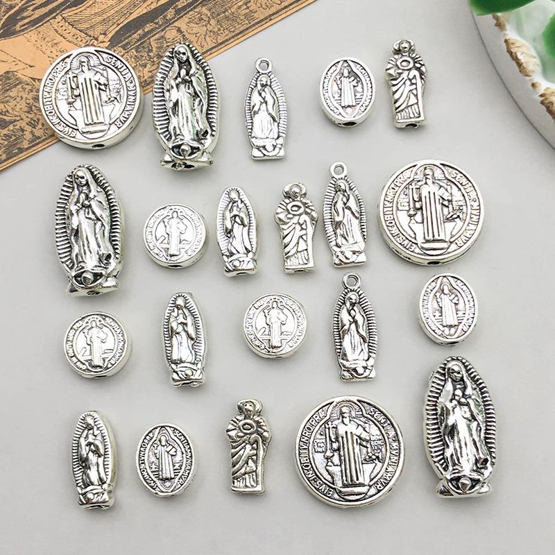 Vintage Silver Alloy Bracelet Pendant for DIY Jewelry Making