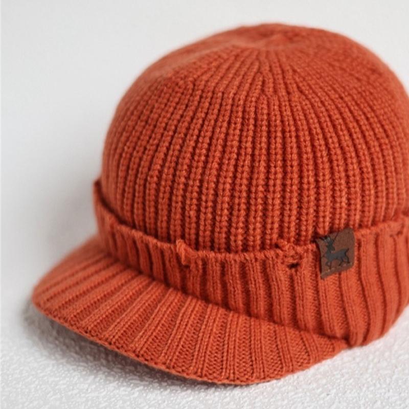 Ribbed Knit Equestrian Cap Fleece Lining Unisex Style Perfect For Daily Commute And Sports