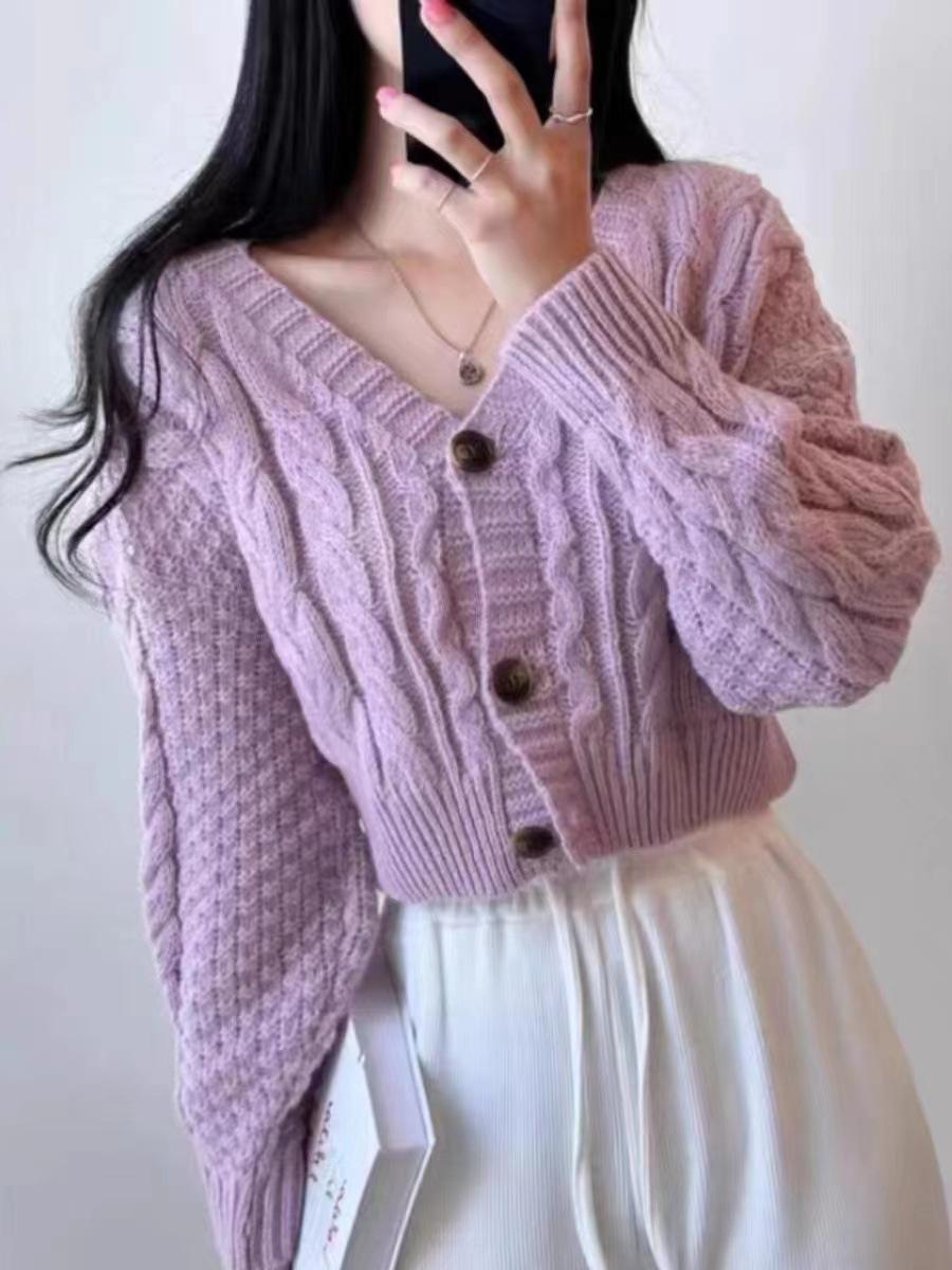 

Short twist knitted sweater women s coat autumn new design sense knitted solid color long-sleeved cardigan women one size fits all фиолетовый