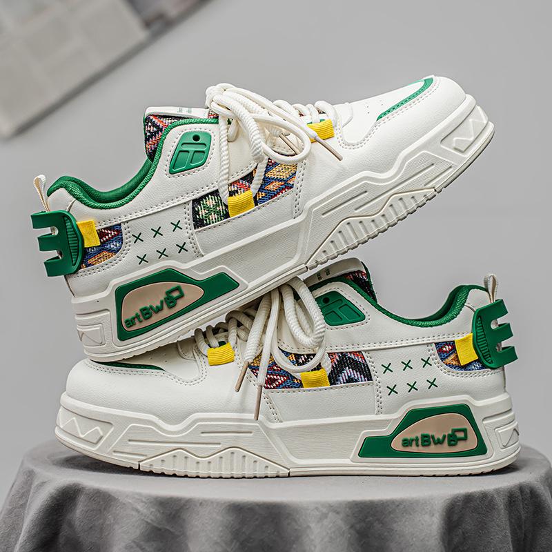 

Korean version of men s leather board shoes 2025 autumn new young students white shoes low-top sports and leisure men s shoes 44 зелёный