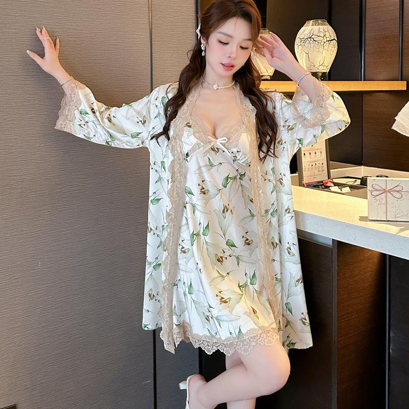 Spring and Summer Ladies Pajamas Printed Lily Ice Silk Pajamas Sexy Lace Suspender Loungewear