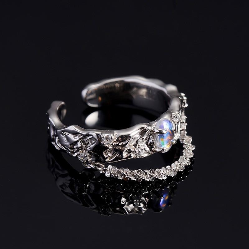 Elegant Cold Aesthetic Chain Zircon Ring For Women Unique Fashion Piece Statement