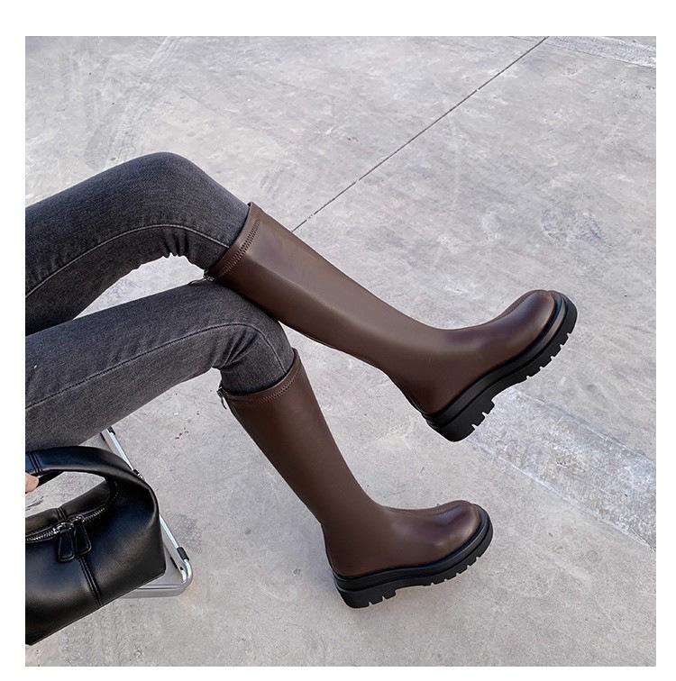 Grubopodeszwowe małe męskie długie buty damskie 2025 nowe elastyczne cienkie buty mała obwódka cholewki wysokie buty rycerskie podwyższają wysokość Spice Girl