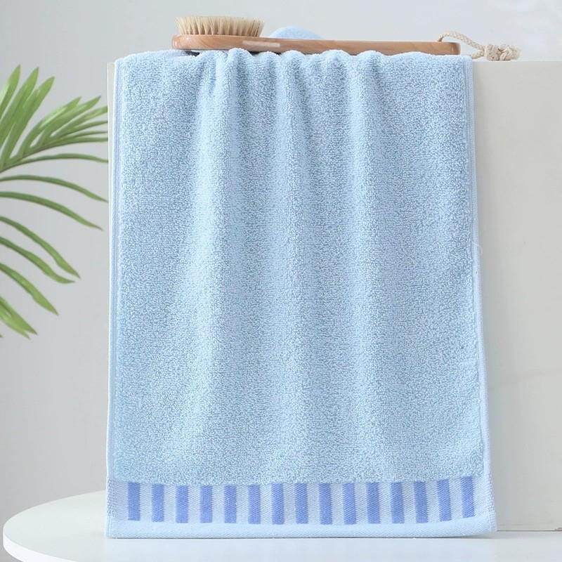 Absorbent Thickened Pure Cotton Bath Towel with Embroidered Souvenir Design