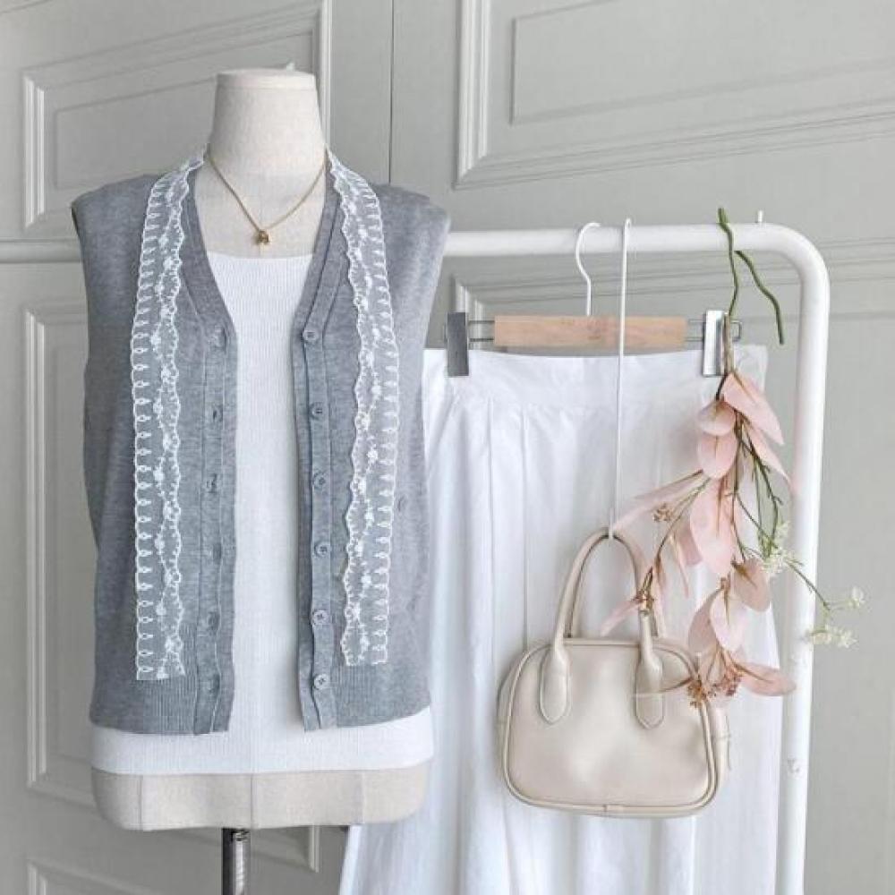New ArriVals Open Run Women Lace Detail V Neck Knit Vest And Scarf Set