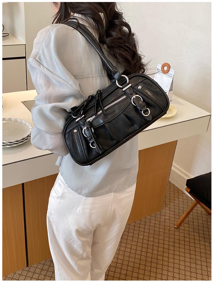 Trendy Women's Pillow Shoulder Bag - 2026 Large Capacity Underarm Fashion Handbag