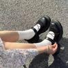 Schwarze runde Kopf-Retro-erhöhte dicke Sohle Mary Jane Schuhe, neue Sommer-kleine Lederschuhe, flache einzelne Schuhe
