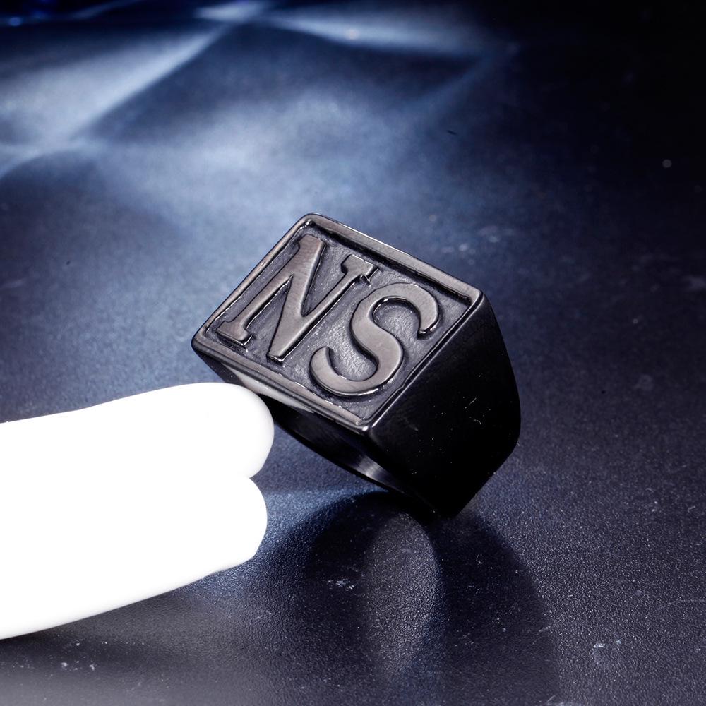 Anel Masculino Punk Coreano Caveira Retrô, Design Exagerado em Aço Titânio HFJ143