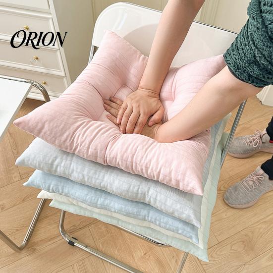Orthopedic Seat Support for Hip And Waist Polyester Cushion, Non-Slip Thickened Soft Plush Pad, Portable Non-slip Chair Cushion Breathable Office