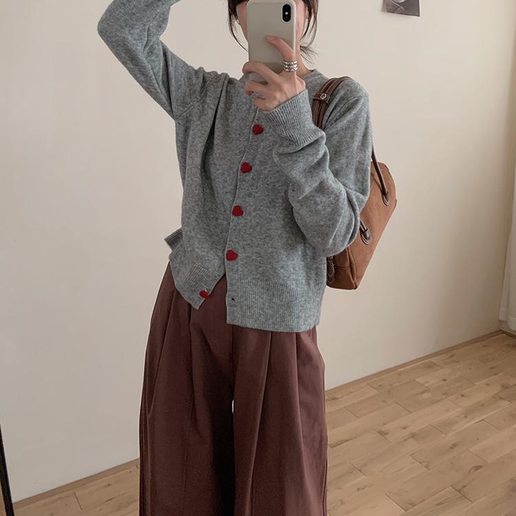 

Осень и зима милая любовь пряжка вязаный кардиган женский нежный и простой круглый вырез новый универсальный свитер куртка Average size 56-264 серый