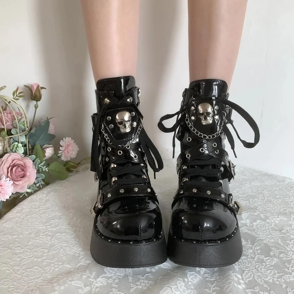 Fashion Punk Style Rivet Thick Bottom Short Boots Women's round Toe Motorcycle Boots Cool College Short Boots Dark Style New 2025