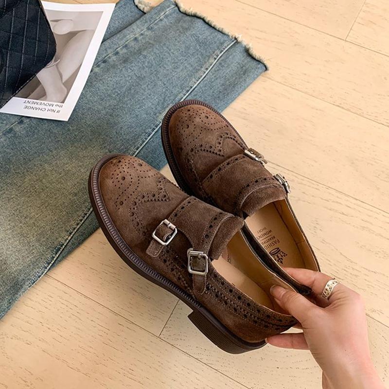 Fashion Women's new leather, cowhide, patent leather, cowhide, suede, metal belt buckle, carved hole, fashionable single shoe, work shoe