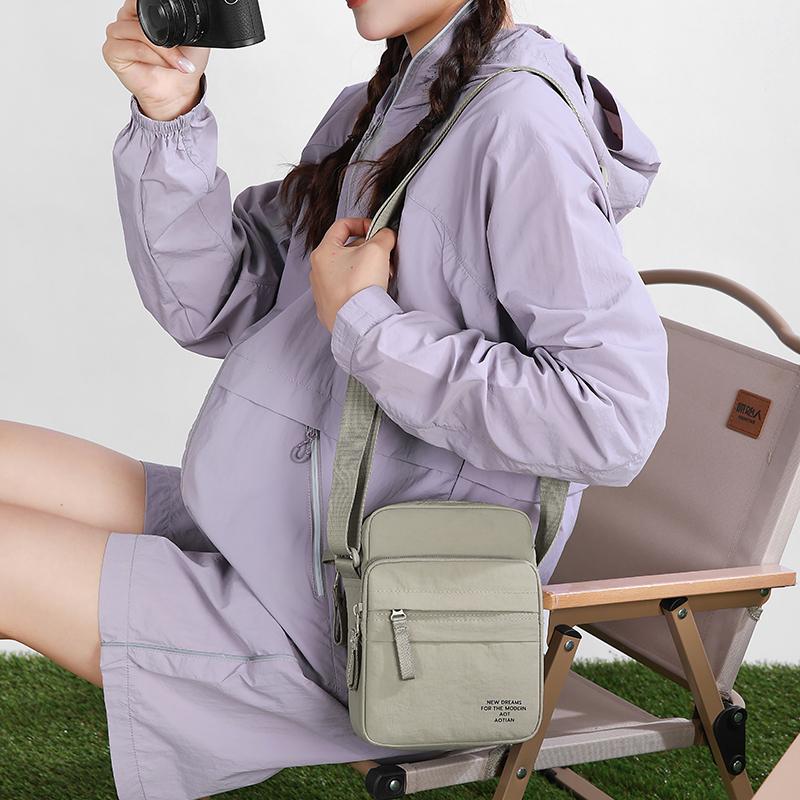 Commuter Outdoor Shoulder Bag Men's Mobile Phone Bag