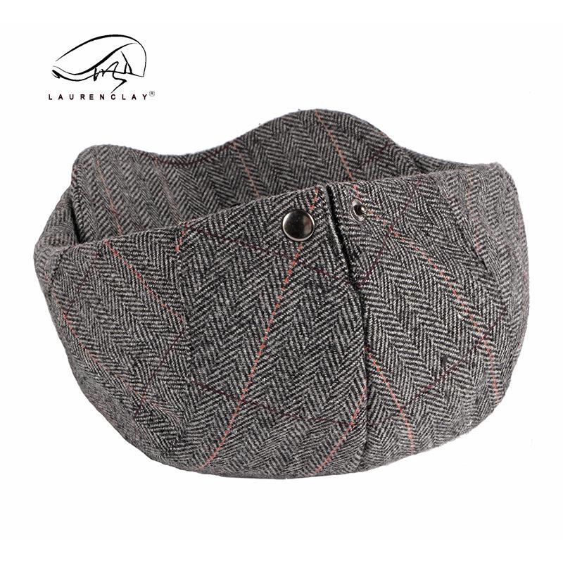 Classic Plaid Wool Beret: Autumn/Winter Flat Cap for Men & Women