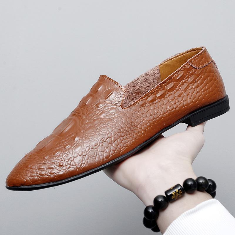 

One-pedal men s shoes cowhide handmade British breathable casual leather shoes men s business beanie leathershoes 45 коричневий