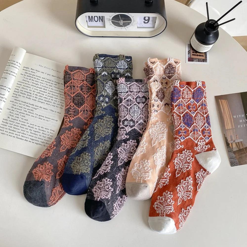 Ethnische Prägung Damen Socken Japanischer Stil Mode Vintage Lange Socken Damen Harajuku Retro Baumwolle Gestrickte Mittelhohe Socken