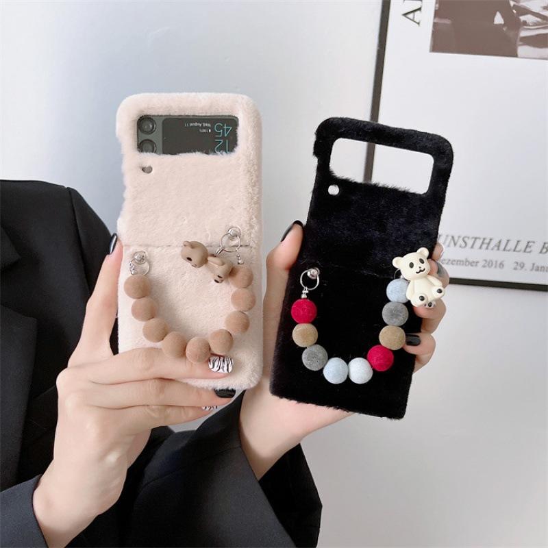 Applicable To Samsung ZFlip3 Autumn and Winter Plush Mobile Phone Case Zflip4 Bear Bracelet Fluff Case Protective Case Zflip4