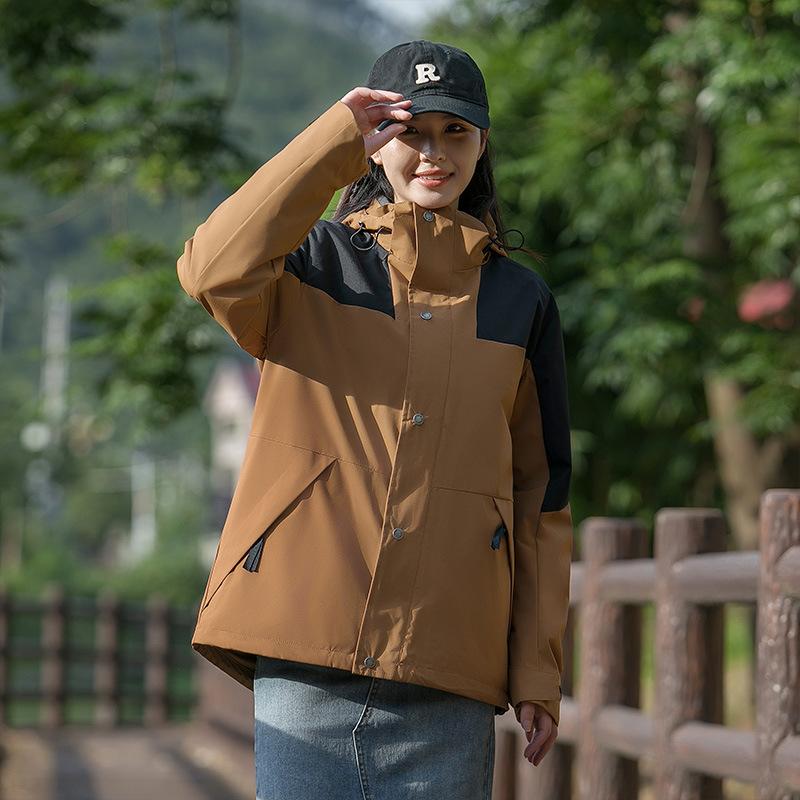 Jacket Men's and Women's Color Matching Three-in-one Couple Windproof and Waterproof Autumn and Winter Cold-resistant Mountaineering Jacket Men