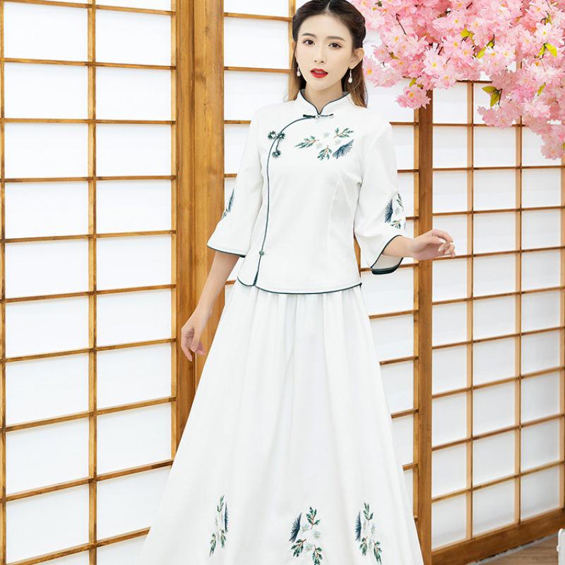 Women's Ethnic Zen Tea Art Embroidered Dress - Vintage Pan Buckle Top with Midi Skirt and Seven-Sleeve Design for Spring/Summer