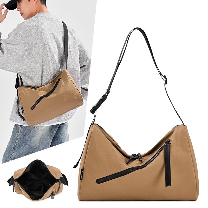 Large Capacity Crossbody Bag Commuter Lightweight Nylon Shoulder Bag