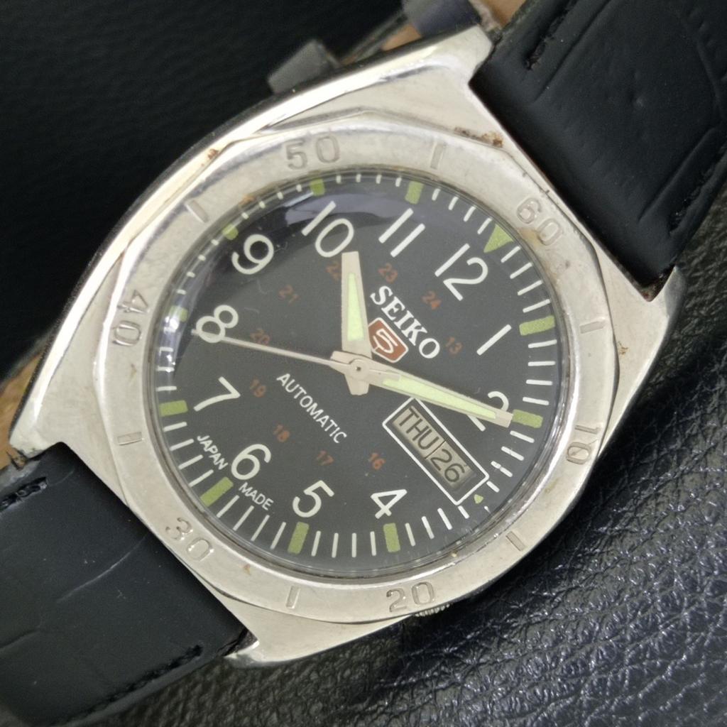 

ЯПОНИЯ ВИНТАЖ SEIKO 5 АВТОМАТИЧЕСКИЕ 7009A МУЖСКИЕ ЧАСЫ С ЦИФЕРБЛАТОМ СИНЕГО ЦВЕТА a701446-5 R206b-a701446