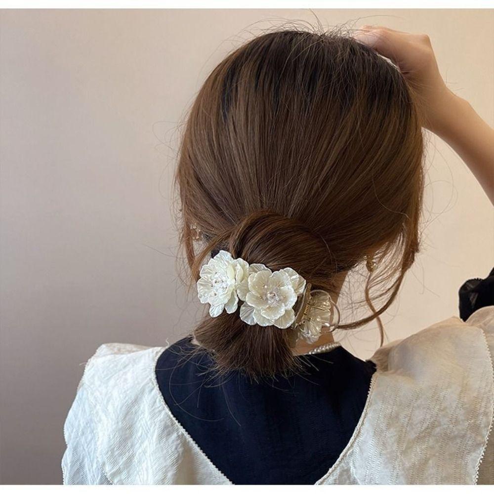 French Style Floral Style Barrette Beautiful Hair Claws Popular Flower Hairpin for Women Girls