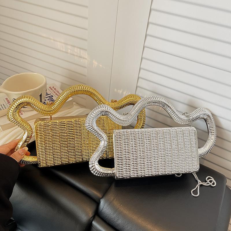 2026 Luxury Designer Women's Shoulder Bags Silver Evening Clutch Bag Trend Clip Party Purse Fashion Crossbody Handbag