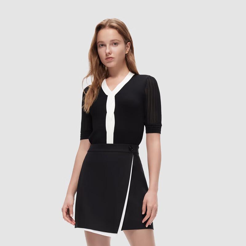 

Женский трикотажный свитер с V-образным вырезом и короткими рукавами от ELLASSAY S