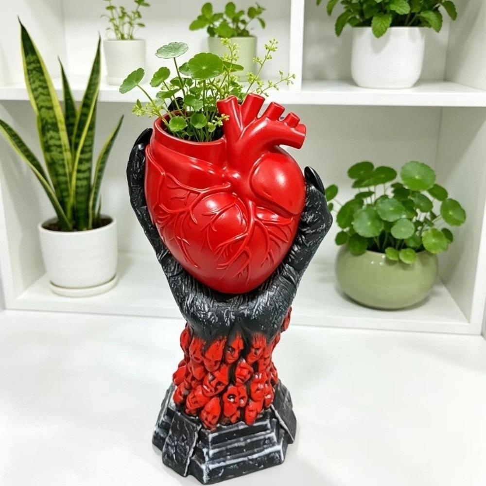Gothic Style Heart-shaped Vase Nordic Style Flower Pot Resin Vase Flower Arrangement