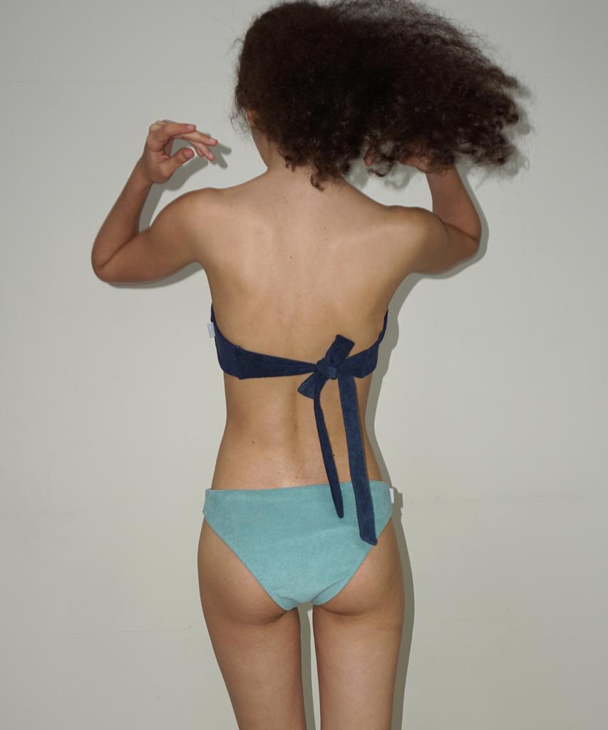Tteolseutikeulleob Terry Bikini (Navy) - Bandeau Top