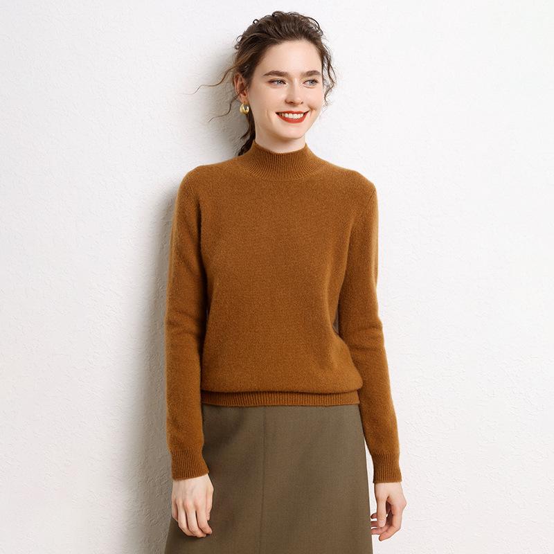 2026 Autumn/Winter Women's Cashmere Sweater: Half-High Collar, Solid Color, Gentle Style, Loose yet Slimming, Warm Base Layer.