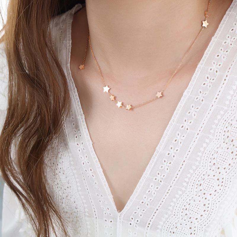 French Retro Star Tassel Pendant Necklace: Women's Titanium Steel Clavicle Chain Jewelry.