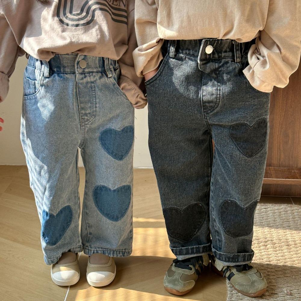 Spring Girl Baby Patch Love Jeans Retro Boy Children Pockets Casual Pants Loose Kid Cotton Trousers Toddler Denim Pants