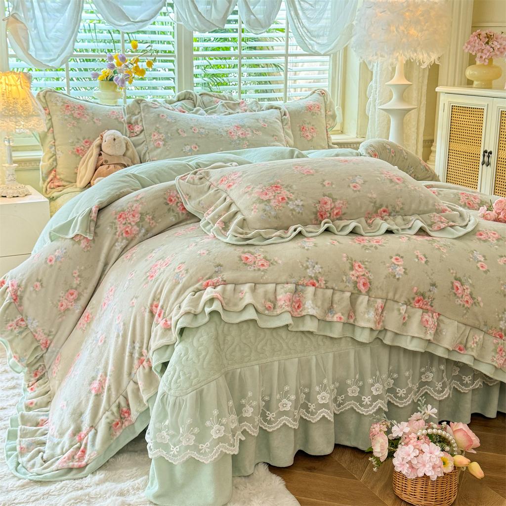 Thickened Milk Fluff Edge Bed Cover Bed Skirt Four-Piece Set 1.5M Bed Sheet