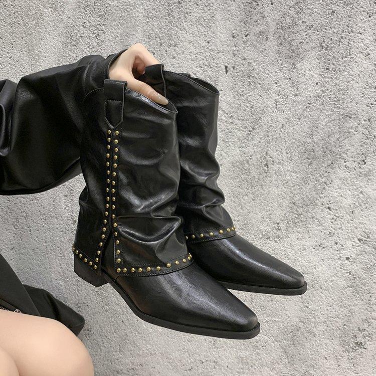 Große Größe spitzer quadratischer Absatz Nieten Mode Stiefel Herbst und Winter neu V-Mund mittelhoher Schaft Damenstiefel