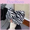 Fashionable Trendy Plush Shoulder Bag 2023 Winter New Retro Chic Handbag