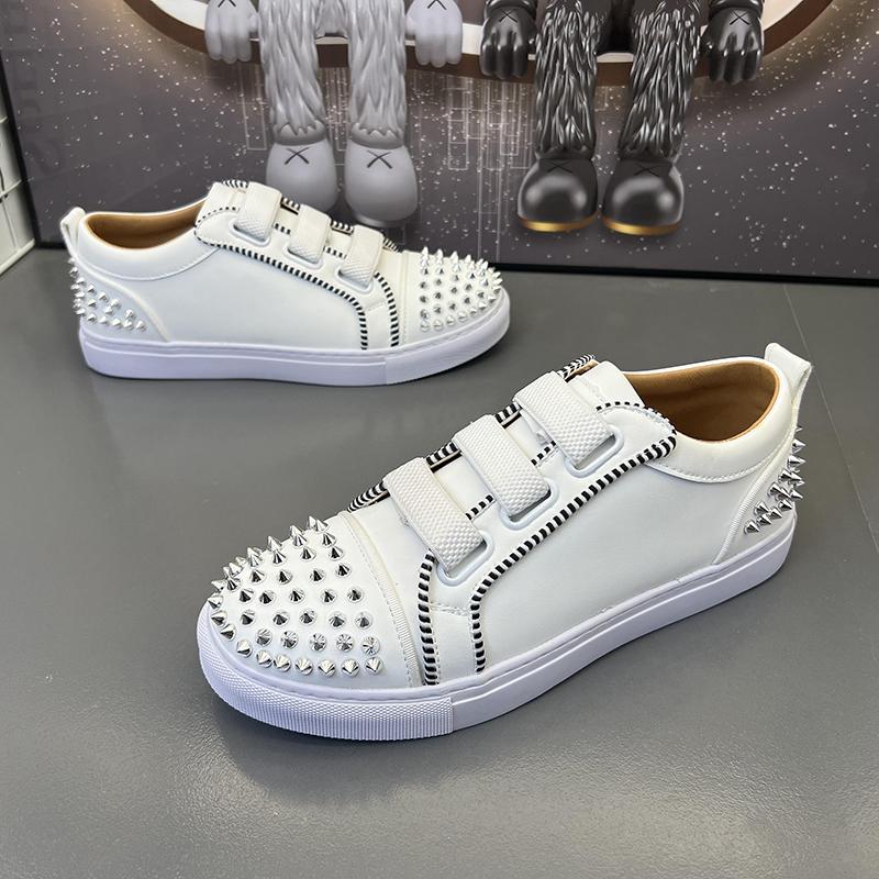 

Модные новые мужские роскошные модные туфли с заклепками, оригинальные кожаные туфли на плоской подошве, черные, белые, дышащие кроссовки, индивидуальная обувь 9.5 белый