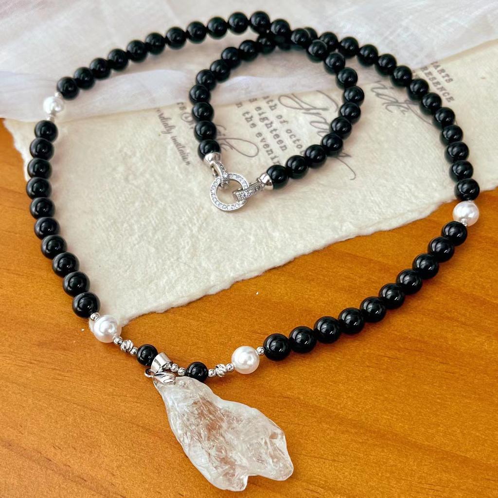 Vintage Natural Black Agate Crystal Necklace Sweater Necklace Korea