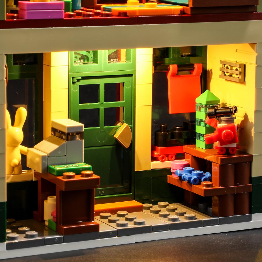 DIY LED Lighting Kit For LEGO® 10308 Holiday Main Street Winter Village Holiday Town Building Block Toy Decoration Adjustable Lighting Accessories