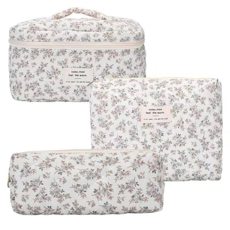 2023 Floral Cute Cotton Makeup & Toiletry Bag - Small, Fresh, Portable Storage Case