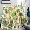 1Pc Leaf Clover Print Flannel Blanket, High Quality Comfortable for All Seasons, Home Decor, Warmth and Comfort, Perfect for Christmas Gifts W58