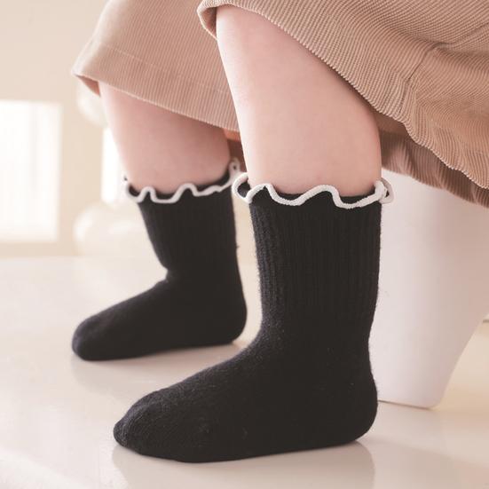 1 Pair Baby Girls Scallop Top Socks Spring Autumn Mid-Calf Princess Socks Sweat-absorbent Cute Cotton Socks for Toddlers