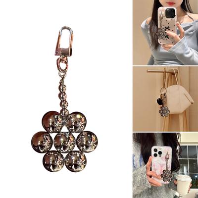 Elegant Beaded Flower Keychain Charm Fashionable Flower Key Chain Charm Elegant Beaded Keyrings Accessory Bag Pendant