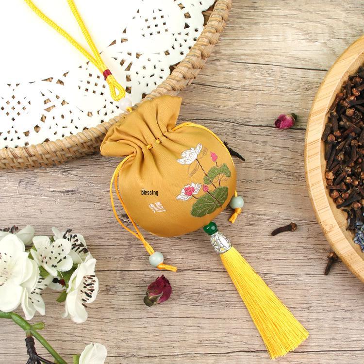 Embroidered Lavender Sachet: Dragon Boat Festival Car Pendant, Mosquito Repellent for Babies and Kids