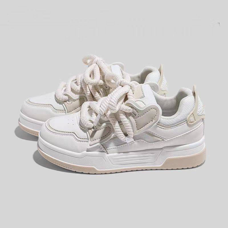 Retro Liebes-Board-Schuhe Damen neu Herbst originell Nische atmungsaktiv vielseitig mit Rock Brot-Sneakers