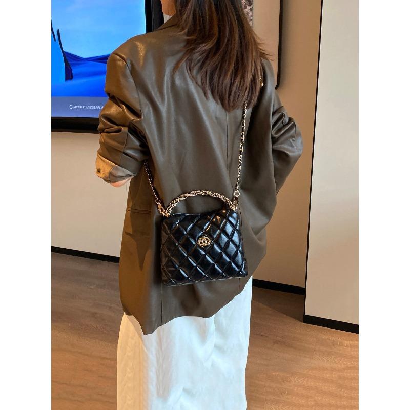 Genuine Leather Small Fragrant Style Bag, High-end and Niche Chain Bag, Versatile and Exquisite Crossbody Bag, Lunch Box Bag, Hand-held Small Bag