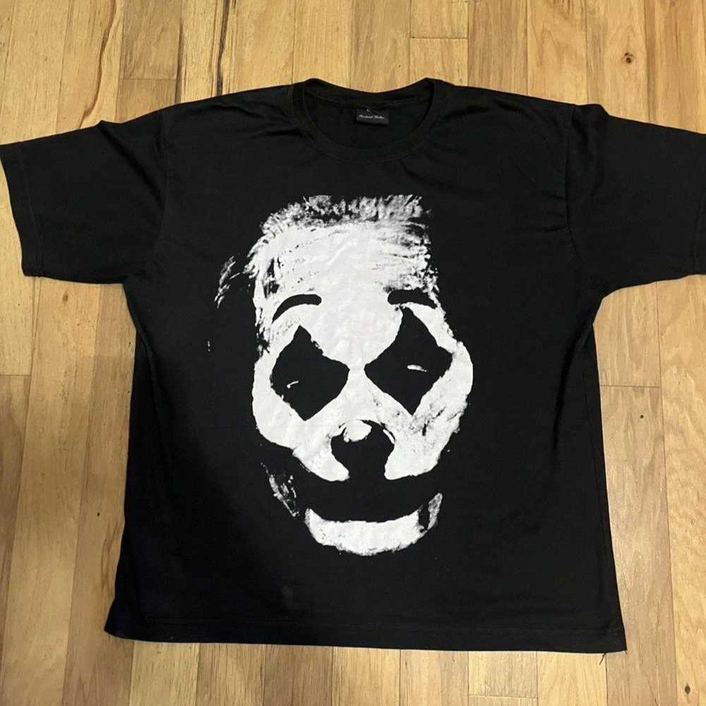 Black Street Graffitistyle Clown Print Shortsleeved Roundneck Hiphop Fashion Tshirt for Men and Women High Street Trendy
