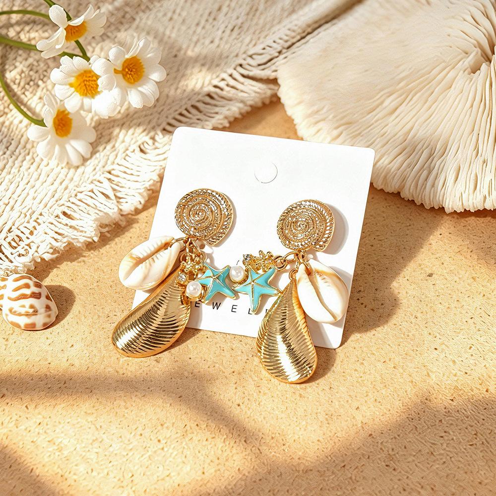 Summer seaside vacation wind conch starfish earrings female, design sense tropical marine elements exaggerated earrings