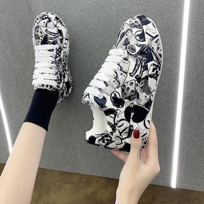 Graffiti White Shoes Women 2024 Autumn Fashion Platform Sneakers Women Plus Size Lacing Casual Shoes Comfort Flats Zapatos Mujer